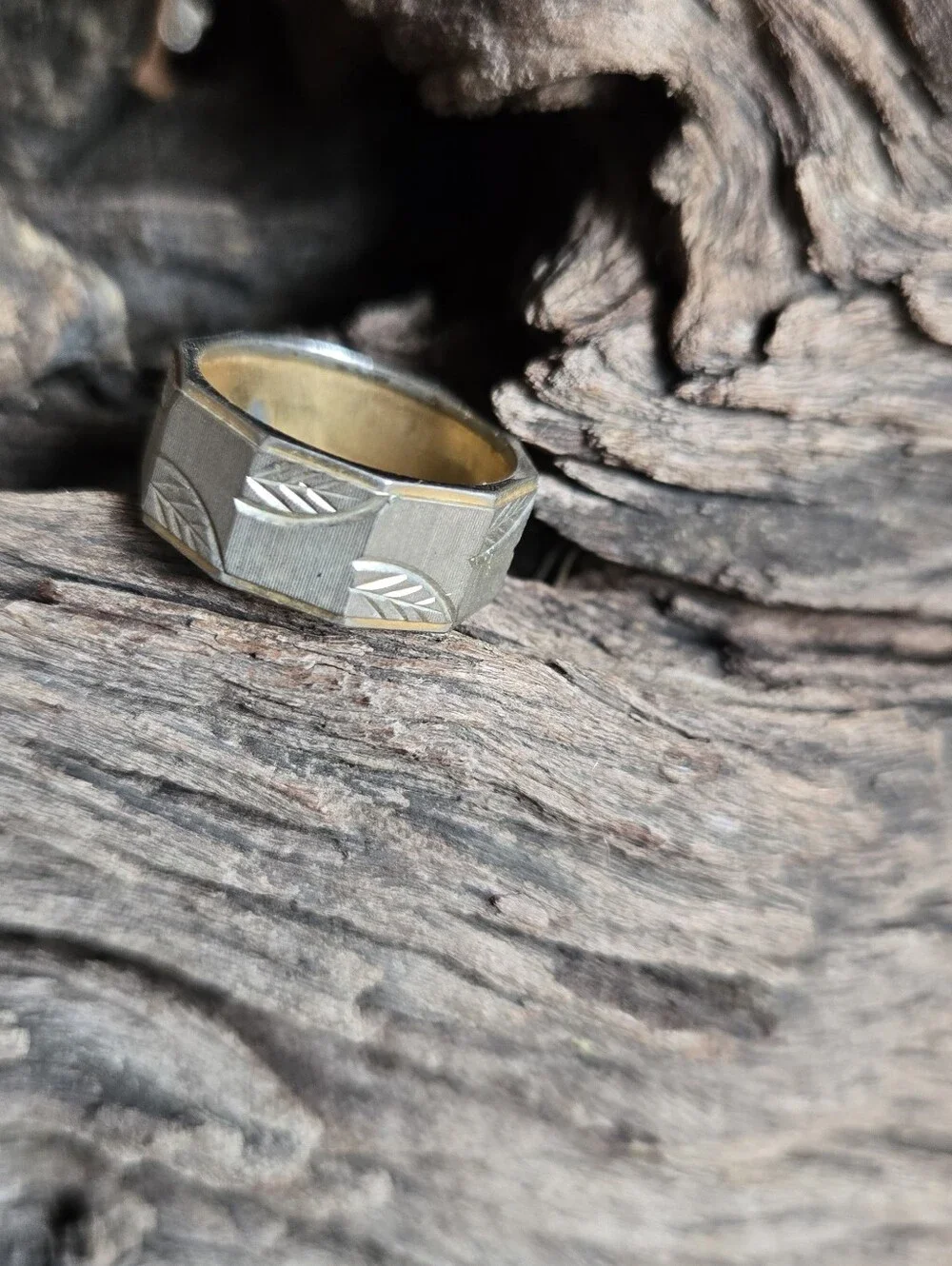 Vintage Brass Not For Sale Sample Ring Engraved Leaf Design Size 6.5 POR000005